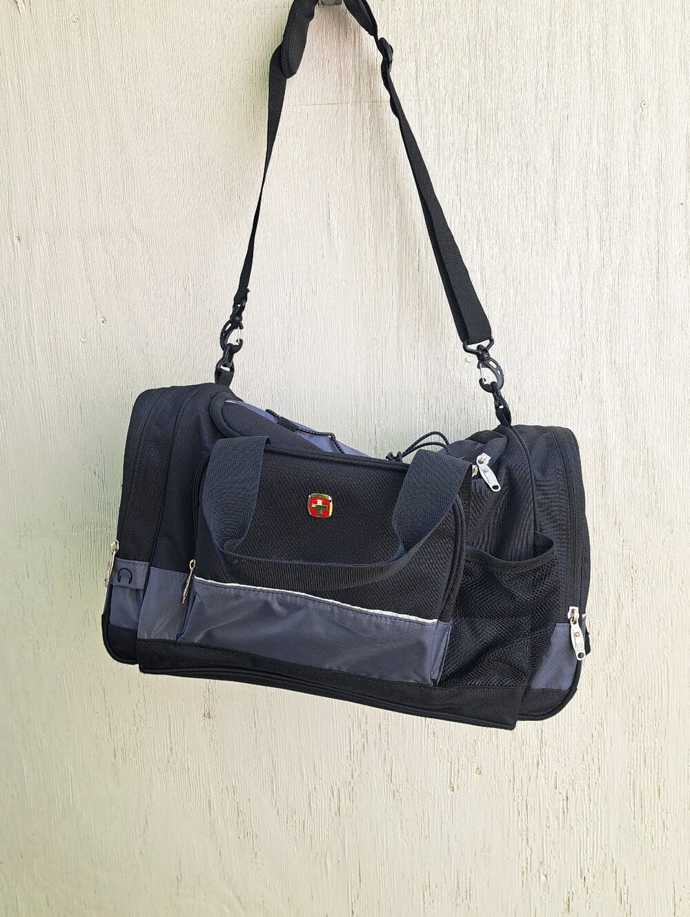 Lg Swiss Army Duffel Bag